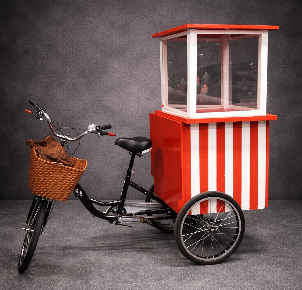 The Evil Party · Atrezzo y props